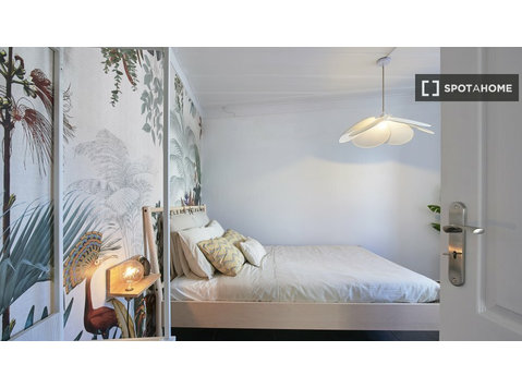 Room for rent in 14-bedroom house in Belém, Lisbon - De inchiriat