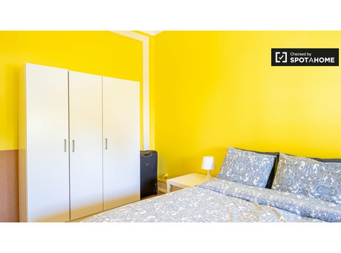 Areeiro, Lizbon 6 yatak odalı daire Kiralık oda - Kiralık