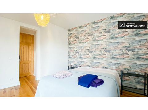 Chambre à louer dans un Coliving à Arroios, Lisbonne - À louer