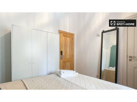Zimmer zu vermieten in einer Residenz in Penha França,… - Zu Vermieten