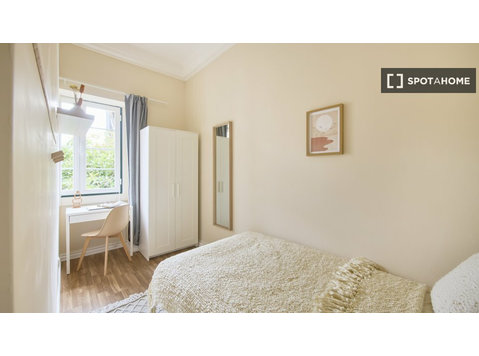 Chambre en colocation à louer à Lisbonne - À louer