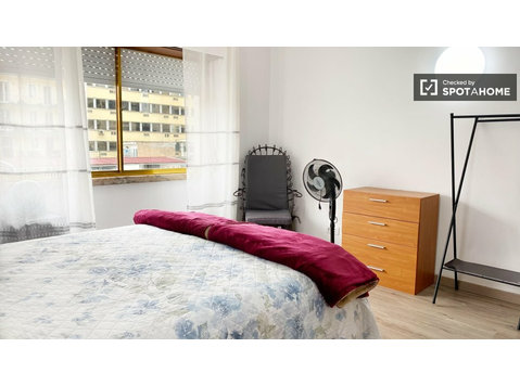 Apartamento de 1 dormitorio en alquiler en Campo Pequeno,… - Pisos