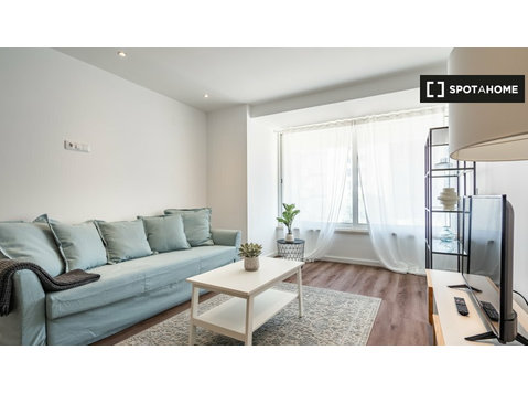 Apartamento de 1 dormitorio en alquiler en Campolide, Lisboa - Pisos