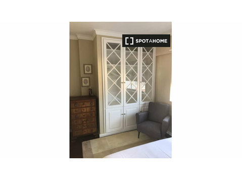 Apartamento de 1 quarto para alugar em Campolide, Lisboa - Apartamentos