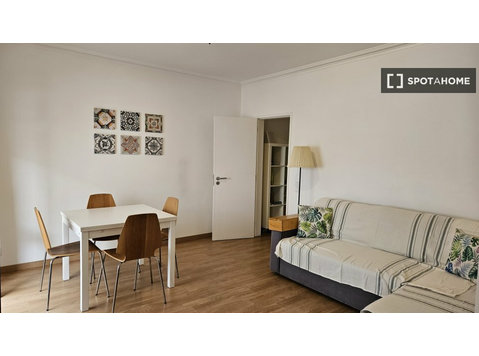 Aluga-se apartamento T1 em Cascais - Apartamentos