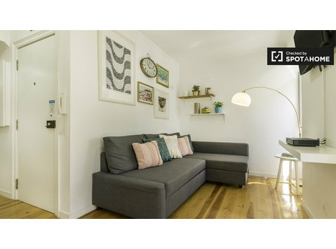 Apartamento de 1 dormitorio en alquiler en Castelo, Lisboa - Pisos