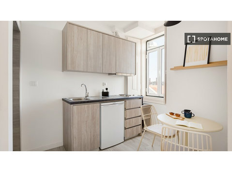 Lizbon'da kiralık 1 yatak odalı daire - Apartman Daireleri