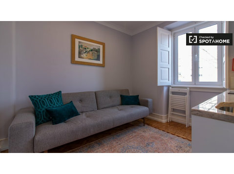 1-bedroom apartment for rent in Penha de França, Lisbon - 아파트