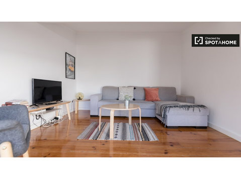 Lizbon'da 2 yatak odalı kiralık daire - Apartman Daireleri