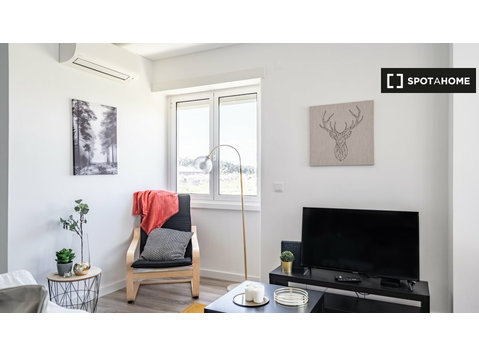 2-bedroom apartment for rent in Azul, Lisbon - Korterid