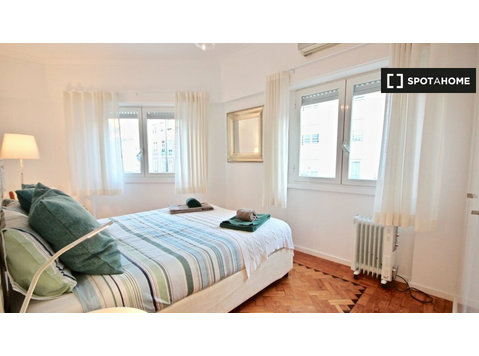 Appartement de 2 chambres à louer à Campo de Ourique, Lisboa - Appartements