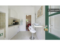 2-bedroom apartment for rent in Cascais, Lisbon.