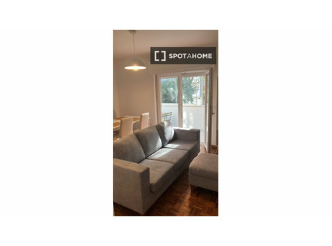 Apartamento de 2 dormitorios en alquiler en Estoril - Pisos