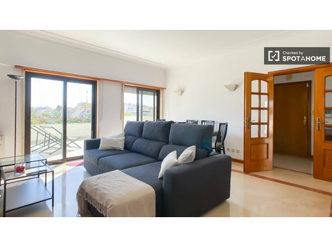 2-bedroom apartment for rent in Penha De França, Lisbon - آپارتمان ها