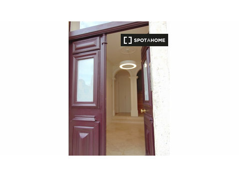 2-Zimmer-Wohnung zur Miete in Santa Maria Maior, Lissabon - Wohnungen