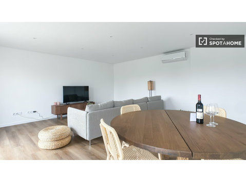 Apartamento de 2 habitaciones en alquiler en São Domingos… - Pisos