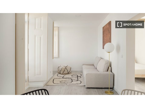 Lizbon'da 2 yatak odalı daire - Apartman Daireleri