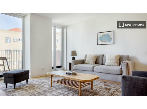 Apartamento de 3 quartos para alugar em Alvalade, Lisboa - Apartamentos