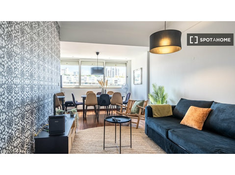 Apartamento de 3 quartos para alugar em Lisboa - Apartamentos