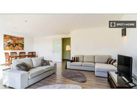 Apartamento de 4 quartos para alugar em Colares, Lisboa