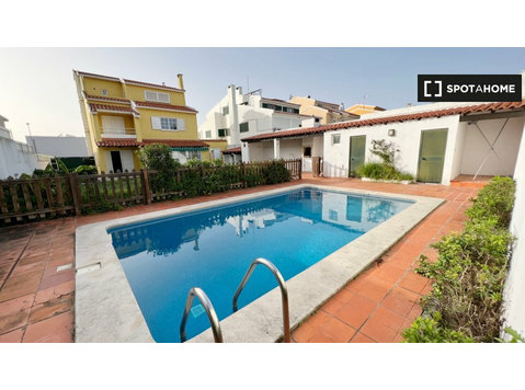 Apartamento de 6 habitaciones en alquiler en Cascais, Lisboa - Pisos