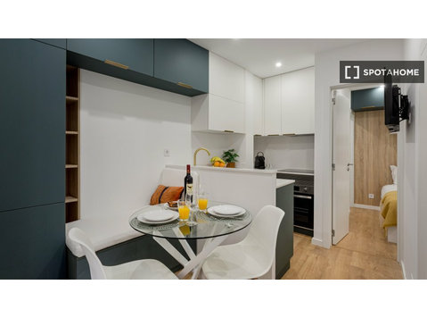 Lizbon'da kiralık daire, 1 yatak odalı - Apartman Daireleri