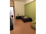 Avenida Carolina Michaelis, Oeiras