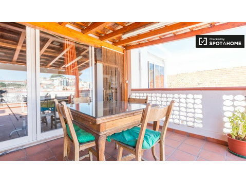 Helle 1-Zimmer-Wohnung zur Miete in Arroios, Lissabon - Wohnungen