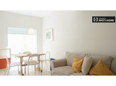 Bright 2-bedroom apartment for rent in Agualva-Cacém, Sintra - 	
Lägenheter