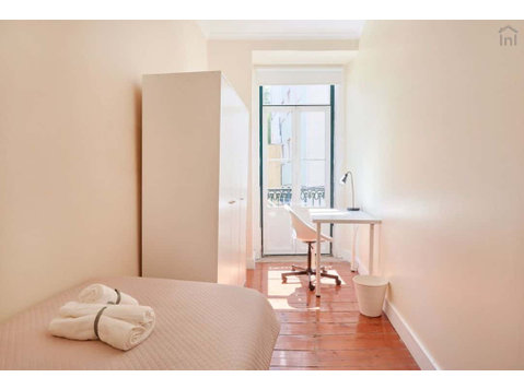 Bright single bedroom in Avenida - Room 3 - شقق