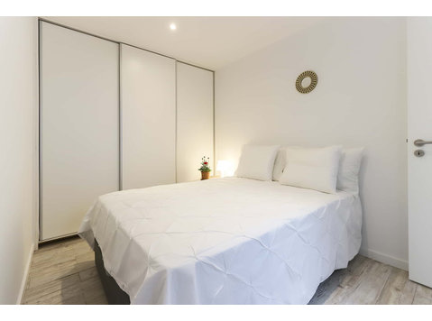 Comfortable T1 Apartment in Ajuda - Apartments