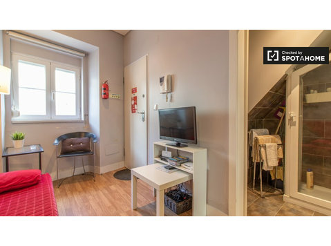 Estrela ve Lapa'da kiralık rahat 1 yatak odalı daire - Apartman Daireleri