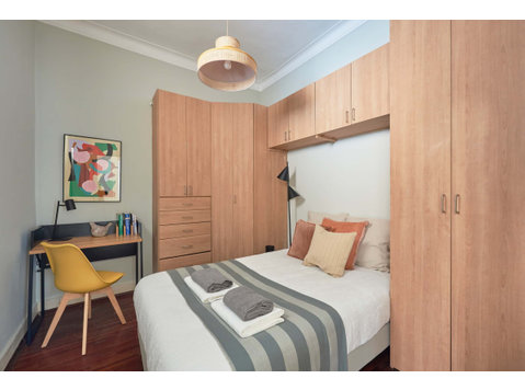 Cozy Double Room near Parque Eduardo VII - Room 10 - Appartementen