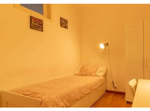 Cozy single bedroom in Saldanha - Room 4 - Wohnungen