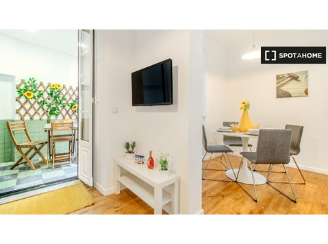 Lizbon, Graça'da kiralık muhteşem 2 yatak odalı daire - Apartman Daireleri