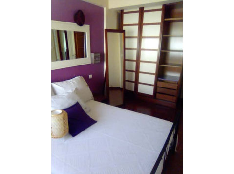 Lovely and bright room with a double bed in a 4 bedroom… - Apartments