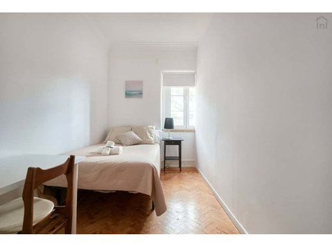 Luminous double bedroom in Alameda - Room 4 - Wohnungen