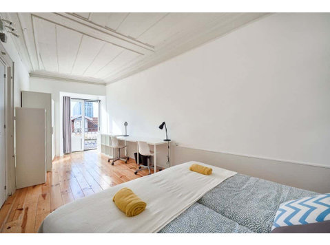 Luminous twin bedroom with balcony in Cais do Sodré - Room 3 - Appartementen