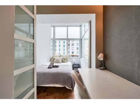 New double bedroom in Saldanha - Room 2 - Apartamentos
