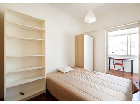 Quarto com cama de casal em residência - FLAT PP - PP204 - Lejligheder