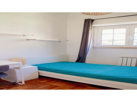Room 1 - 24. Dom Rodrigo Cunha 18 1E - Apartamentos
