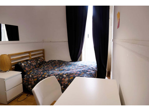 Room 4 - 04. Carvalho Araujo 90 2D - Apartemen