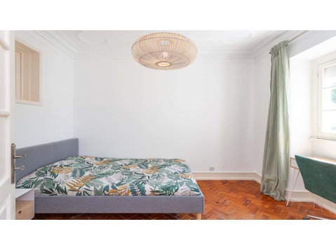 Room 4 - 12. R.ActorVale 29 1D - Apartmány