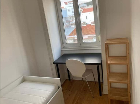 Room with private bathroom in Alcantara - Apartman Daireleri