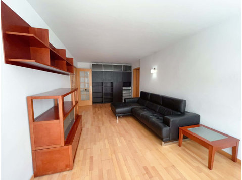 Spacious 2 bedroom apartment in Olaias - Apartamentos