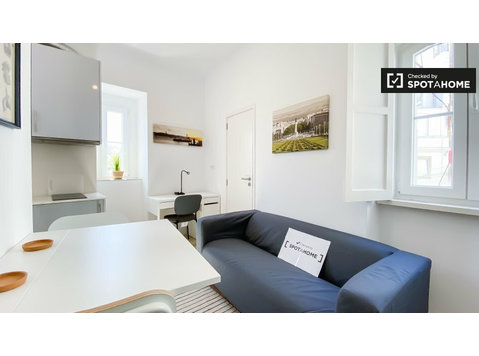 Studio apartment for rent in Arroios, Lisbon - Apartamentos