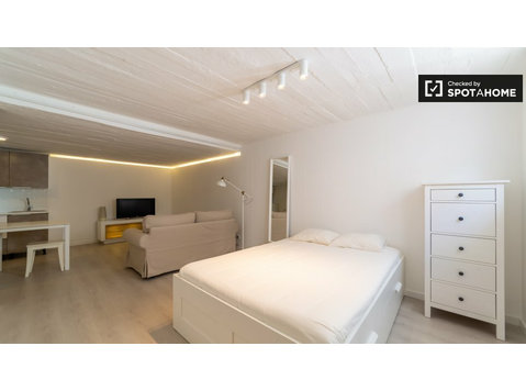 Studio-Apartment zu vermieten in Carcavelos, Lissabon - Wohnungen