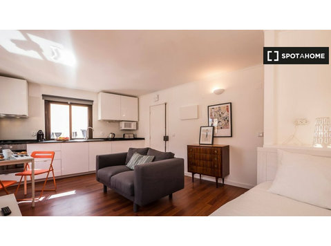 Studio-Apartment zu vermieten in Santo António, Lissabon - Wohnungen