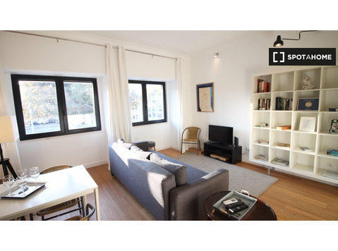 Stylish 2-bedroom apartment for rent in Avenidas Novas - Apartments