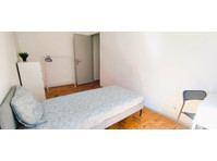 Flatio - all utilities included - Cozy room in apartment 10… - WGs/Zimmer